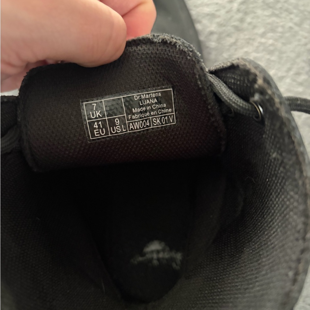Doc Martens Airwair Black Boots - Picture 5 of 5